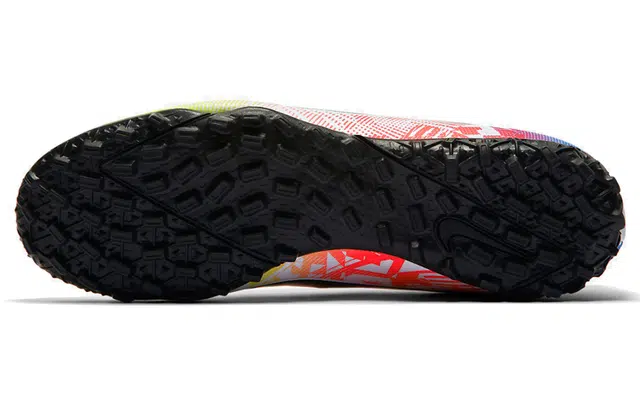 Nike Mercurial Vapor 13