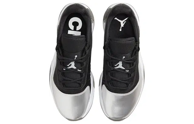 Jordan Air Jordan 11 Low "Silver Toe"