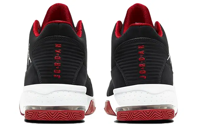 Jordan Max Aura 2