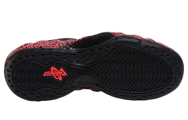Nike Foamposite One lava
