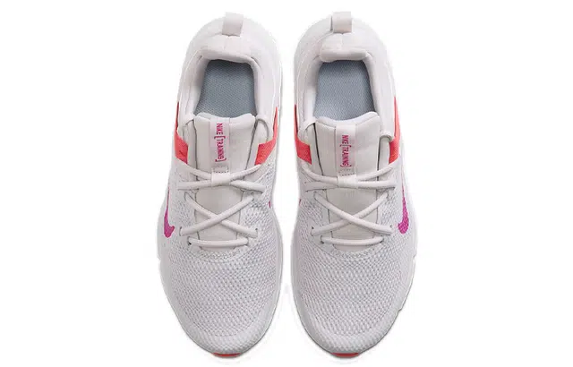 Nike Legend Essential