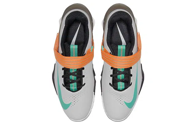 Nike Savaleos