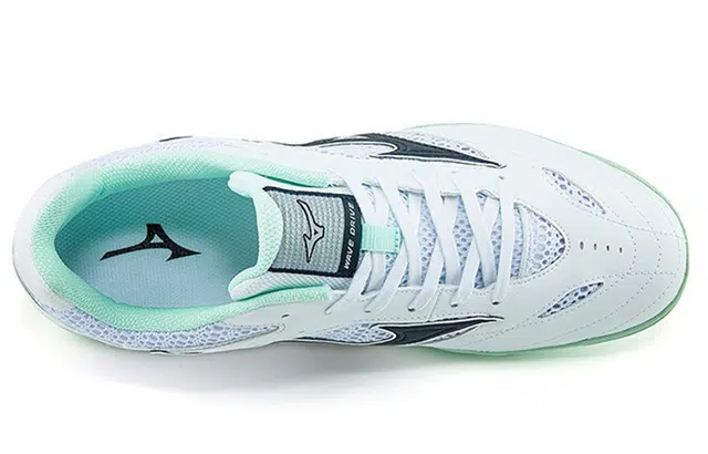 Mizuno Wave Drive 8