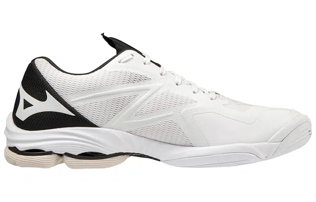 Mizuno Wave Lightning Z7