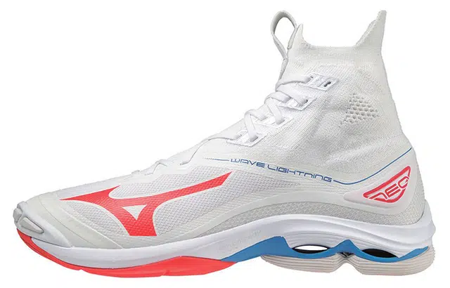 Mizuno Wave Lightning Neo