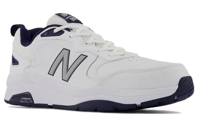 New Balance NB 857