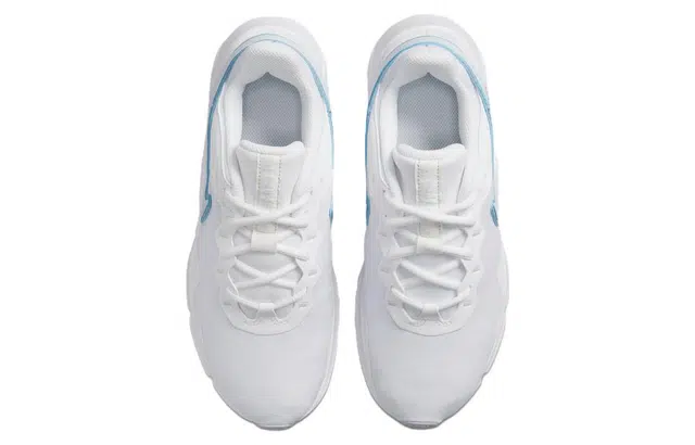 Nike Legend Essential 2