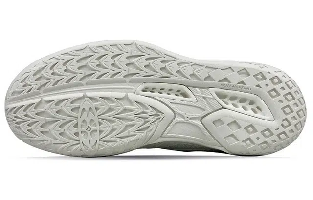 Mizuno Thunder Blade