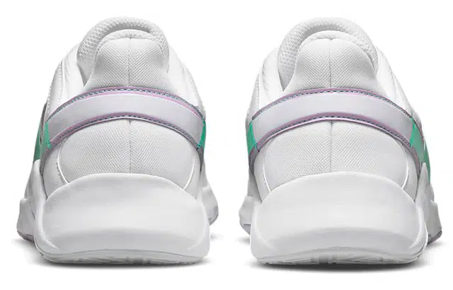 Nike Legend Essential 2