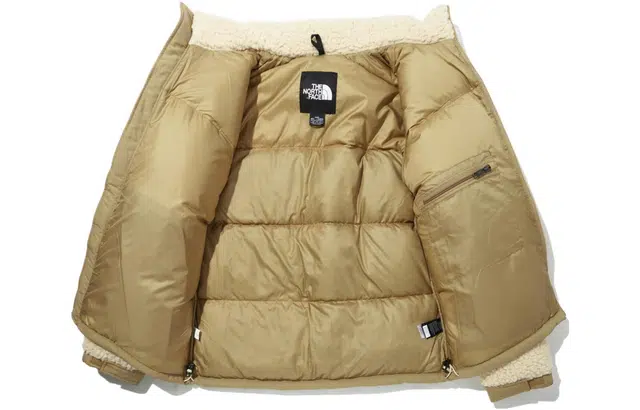 THE NORTH FACE M'S SHERPA NUPTSE JACKET Logo