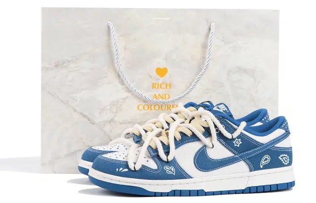 Nike Dunk Low Blue White