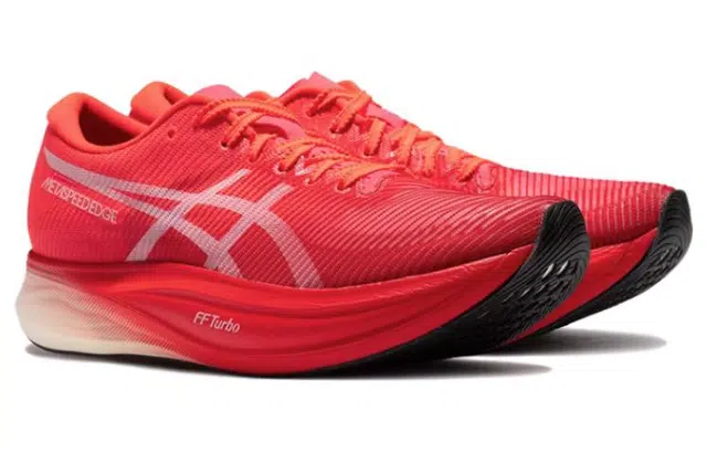 Asics Metaspeed Edge+