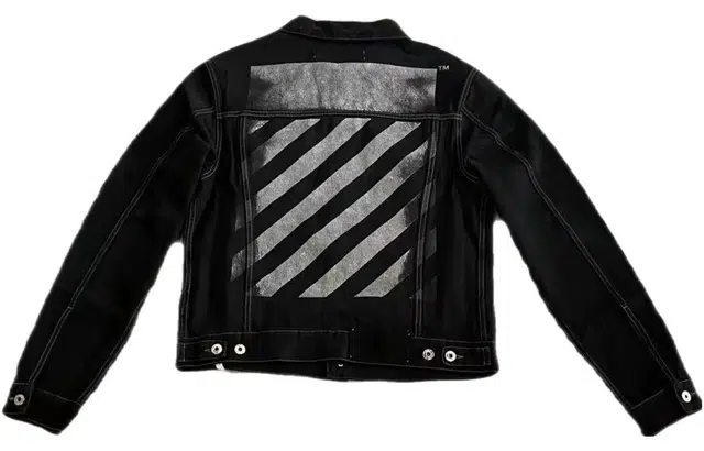 OFF-WHITE