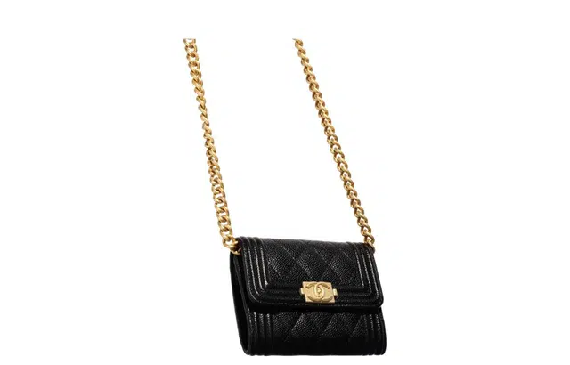 CHANEL LEBOY