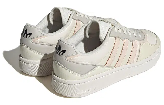 adidas originals Courtic