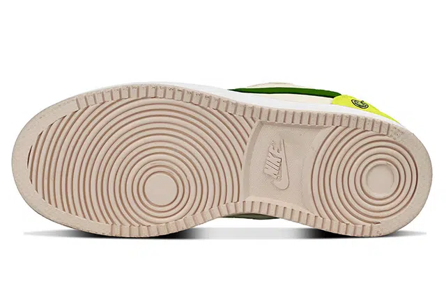 Nike Court Borough Low PRM vibe