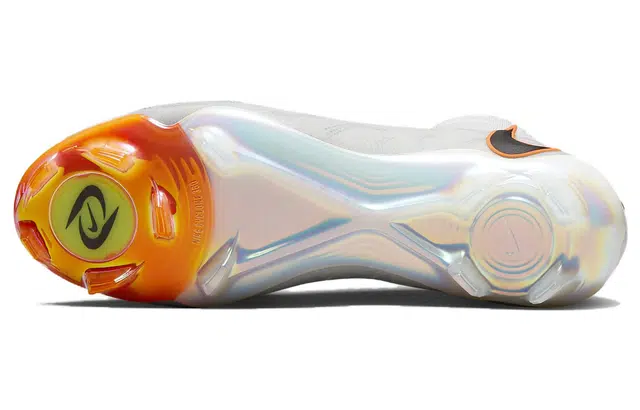 Nike Phantom Luna Elite FG