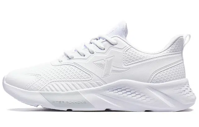 特步 耐磨防滑 低帮 运动休闲鞋 女款 白色