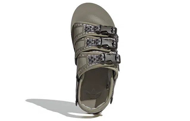 adidas originals adiSTRP