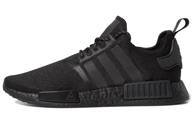 Pharrell Williams x adidas originals NMD_R1