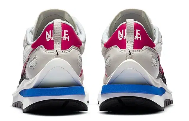 Sacai x Nike VaporWaffle royal fuchsia