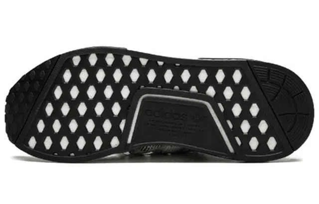 adidas originals NMD_R1