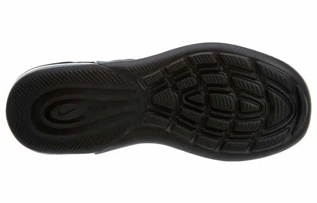 Nike Air Max Axis