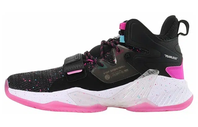 特步 软弹舒适 低帮运动休闲鞋 黑紫