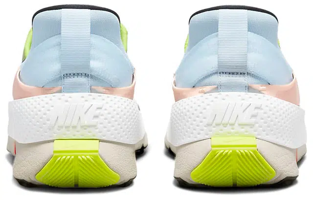 Nike Go FlyEase