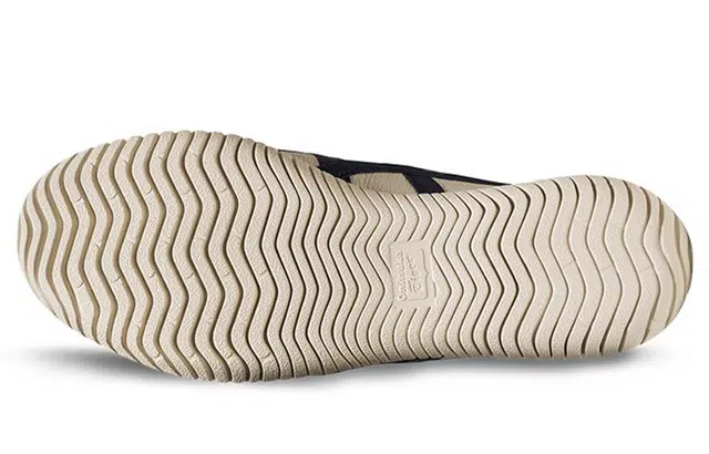 Onitsuka Tiger Tsunahiki Slip-on
