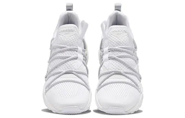 Reebok Trideca 200