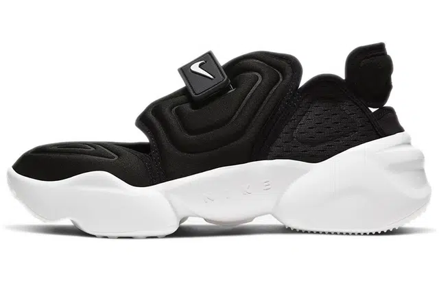 Nike Aqua Rift Black