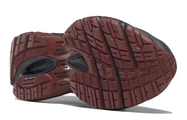 Reebok Road Modern