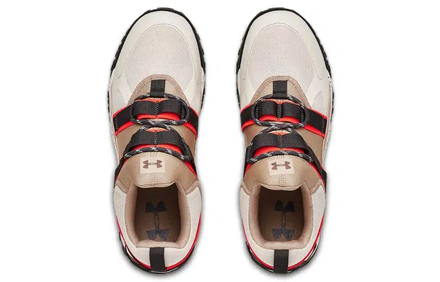 Under Armour Valsetz Trek
