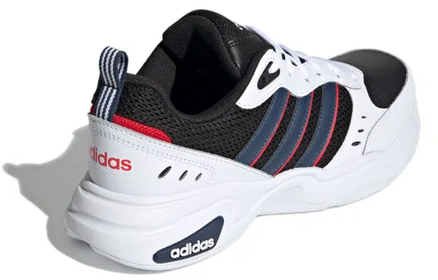 adidas neo Strutter