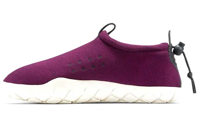 Nike Air Moc Tech Fleece Mulberry