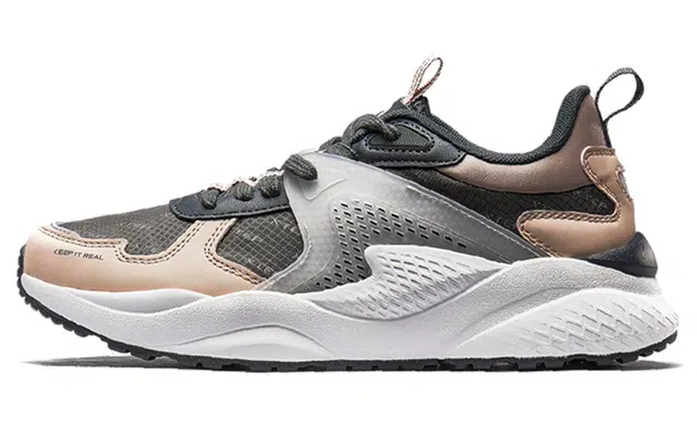 特步 舒适百搭轻便透气休闲鞋 女款 黑粉红