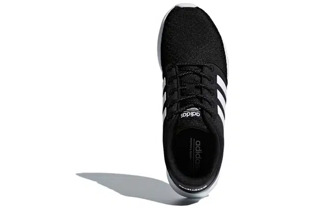 adidas neo Qt Racer