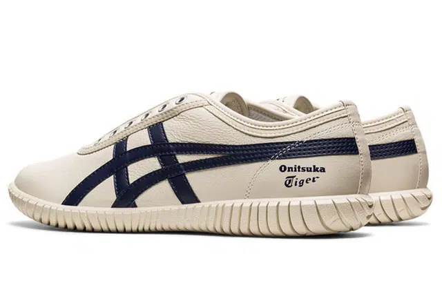 Onitsuka Tiger Tsunahiki Slip-on