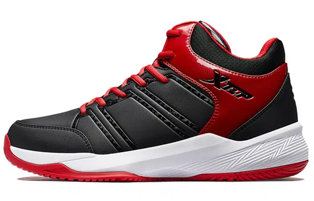 特步 革面 高帮运动休闲鞋 黑红