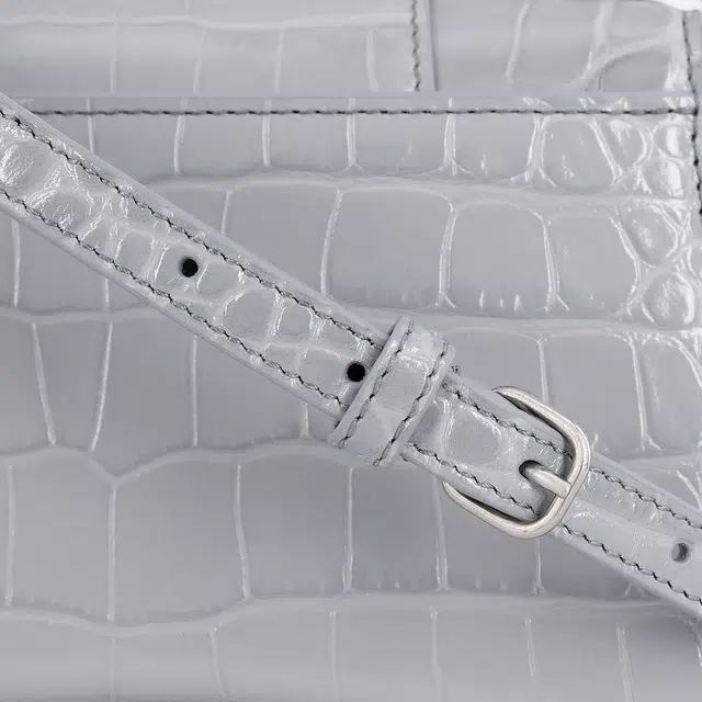 Balenciaga 520
