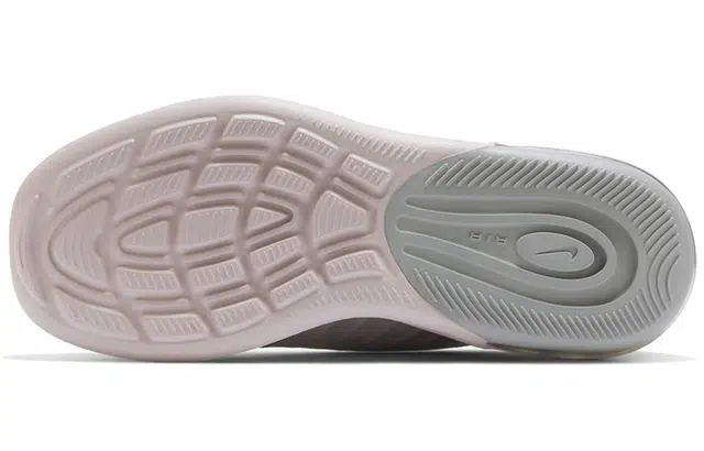 Nike Air Max Axis