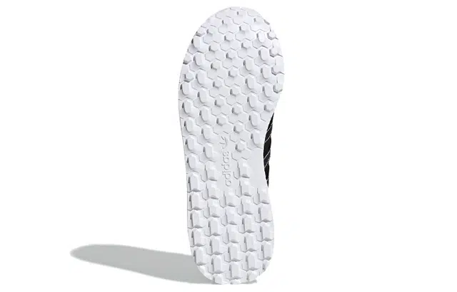 adidas originals Forest Grove