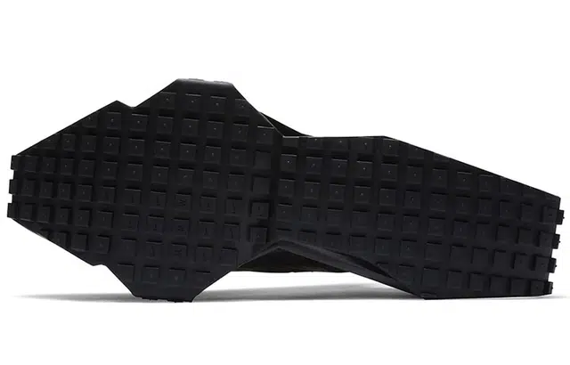 mmw x Nike Zoom 004 Triple Black