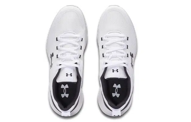 Under Armour Essential-