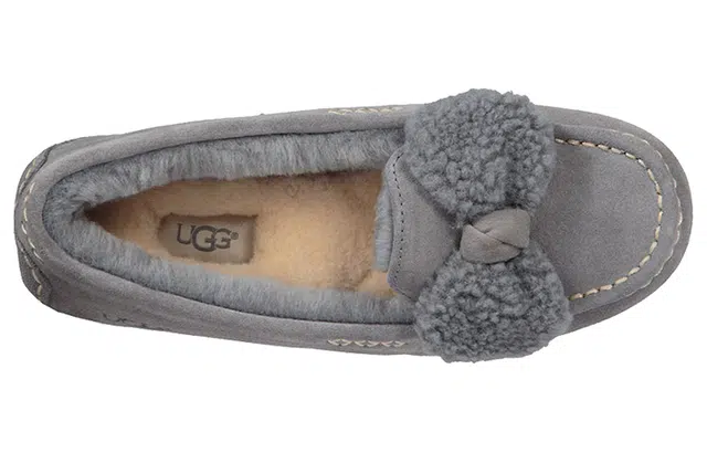 UGG Ansley Fur Bow