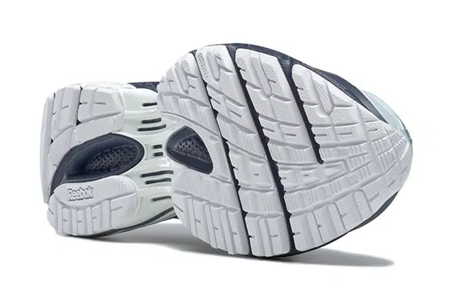 Reebok Road Modern Premier