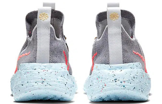 Nike space hippie 01