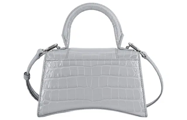 Balenciaga 520