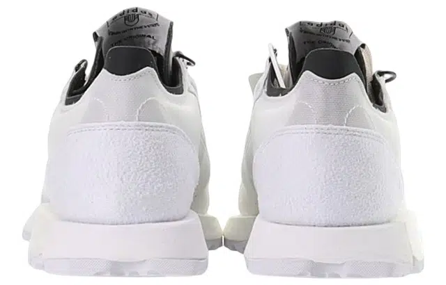 adidas originals SL 7600